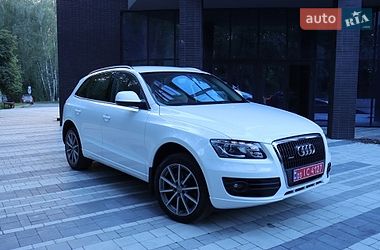 Внедорожник / Кроссовер Audi Q5 2011 в Тернополе