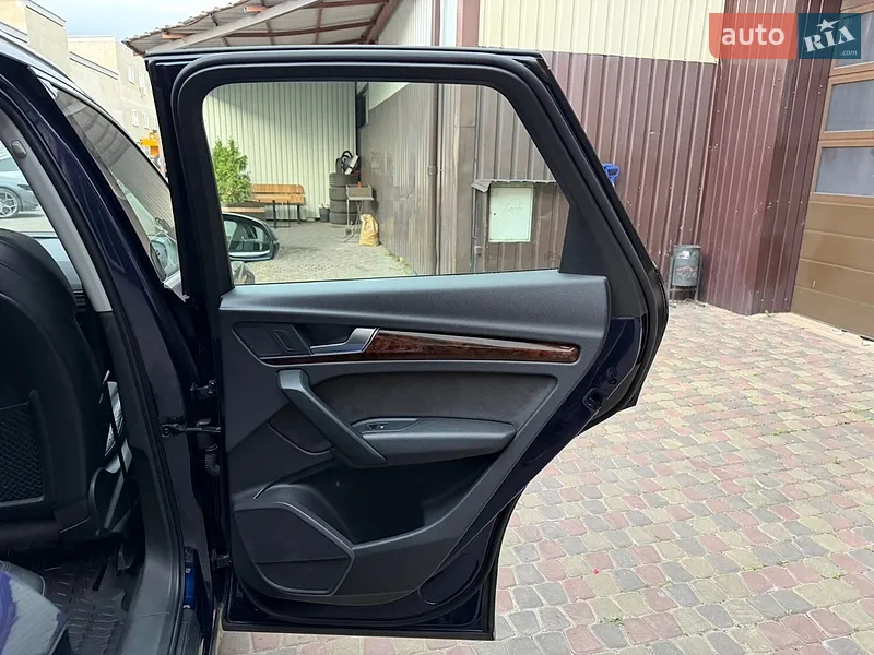 Audi Q5 2017 VIN WAUZZZFY7H2048302 фото оголошення 13 з 90