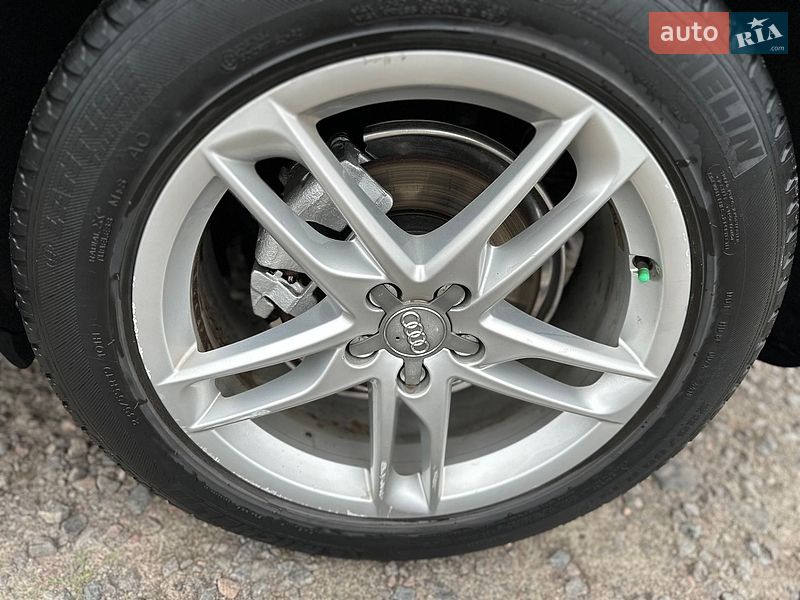 Внедорожник / Кроссовер Audi Q5 2015 в Камне-Каширском