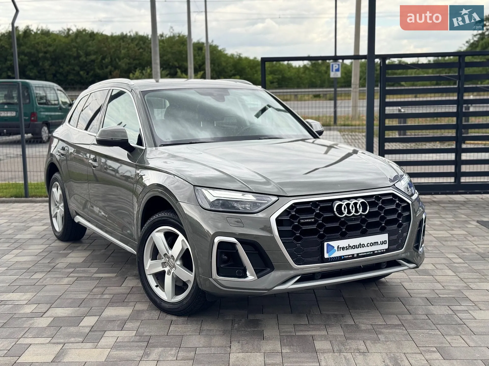 2022 Audi Q5 - фото 1