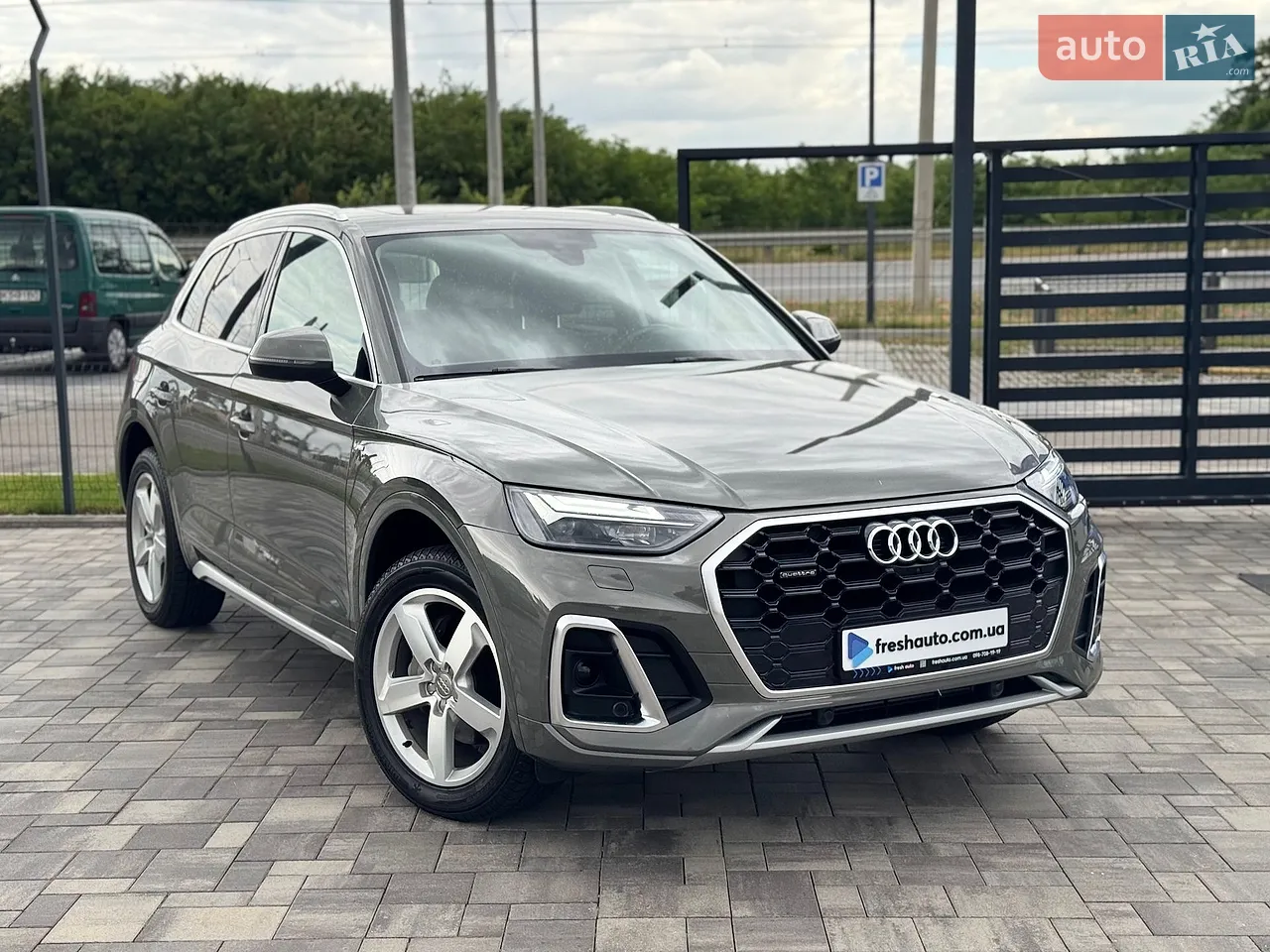 2019 Porsche Cayenne - мініатюра 44