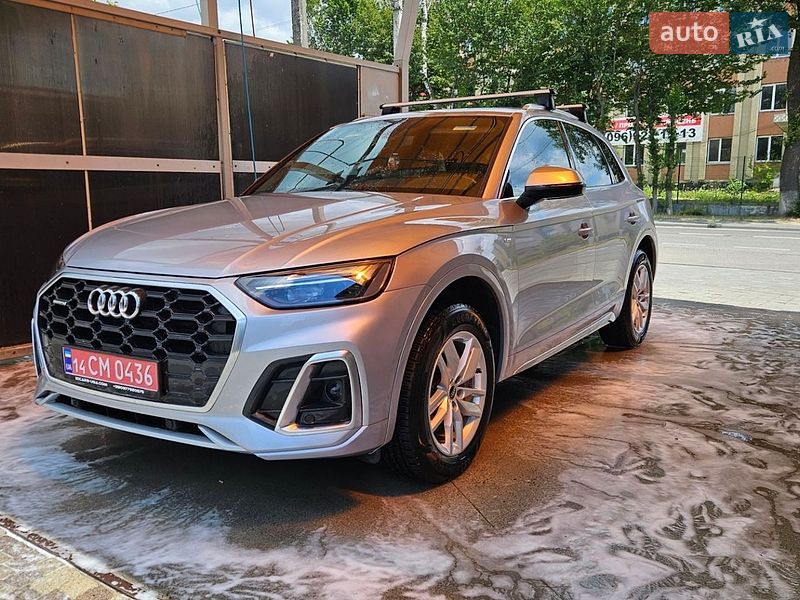 Позашляховик / Кросовер Audi Q5 2022 в Львові