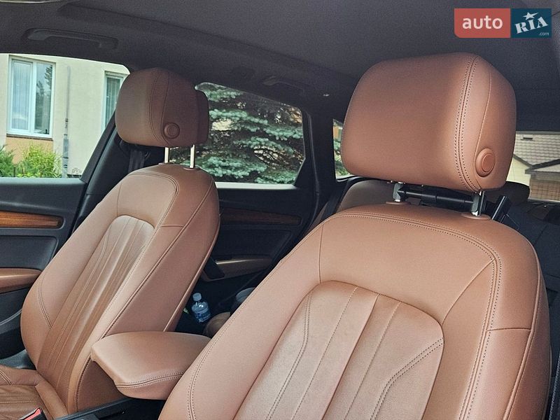 Позашляховик / Кросовер Audi Q5 2022 в Львові