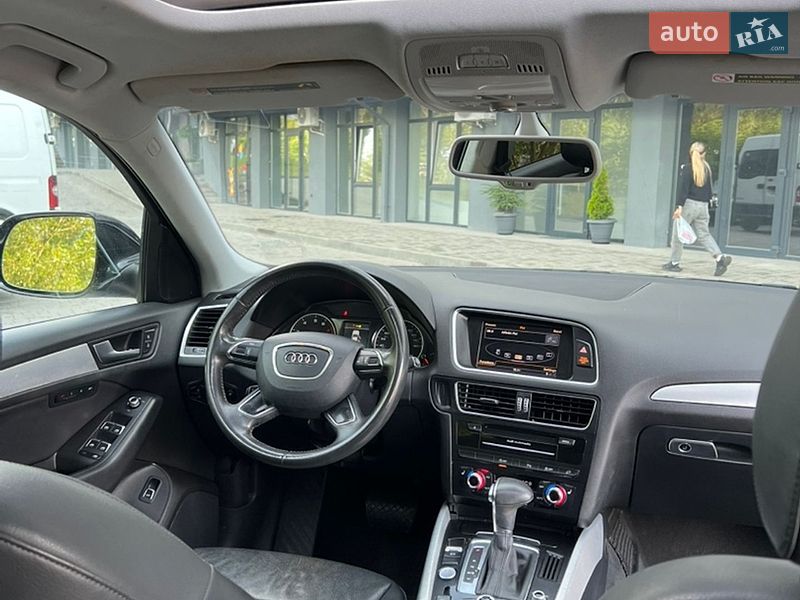 Позашляховик / Кросовер Audi Q5 2013 в Новояворівську