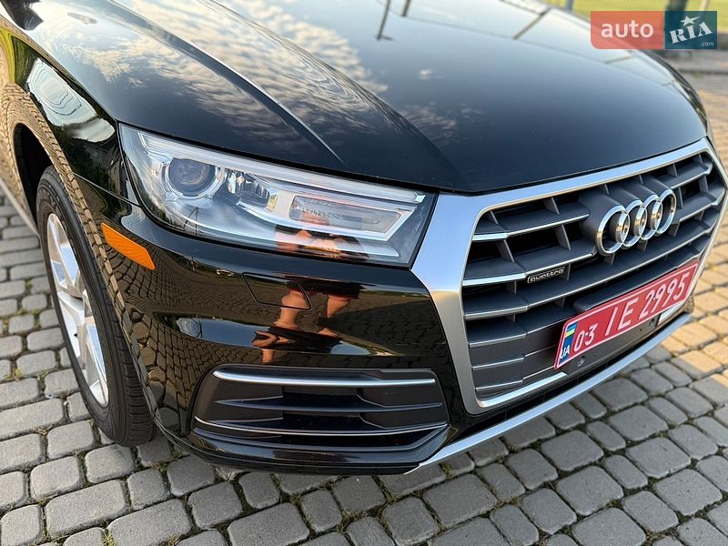 Внедорожник / Кроссовер Audi Q5 2018 в Дрогобыче