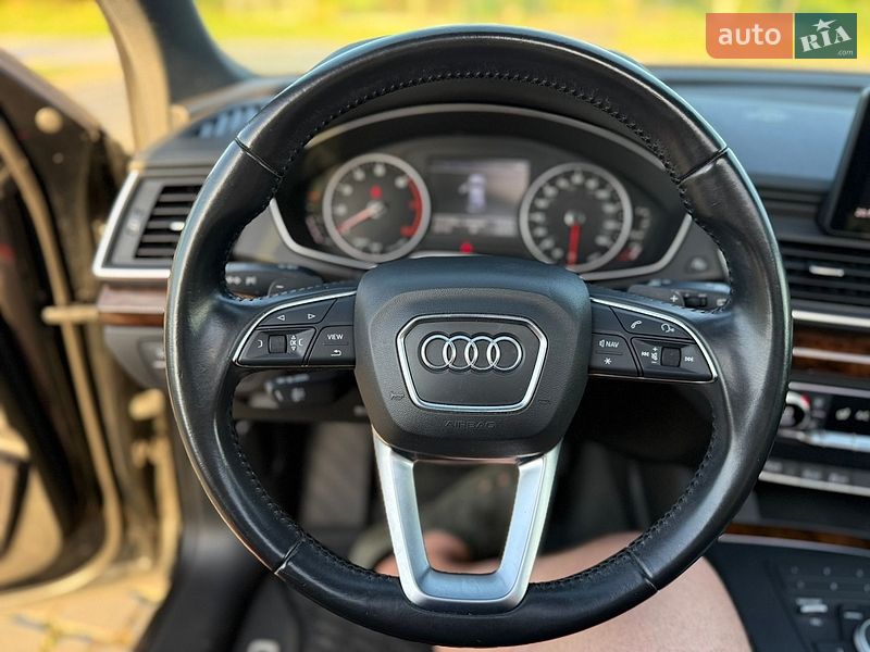 Внедорожник / Кроссовер Audi Q5 2018 в Дрогобыче