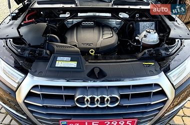 Внедорожник / Кроссовер Audi Q5 2018 в Дрогобыче