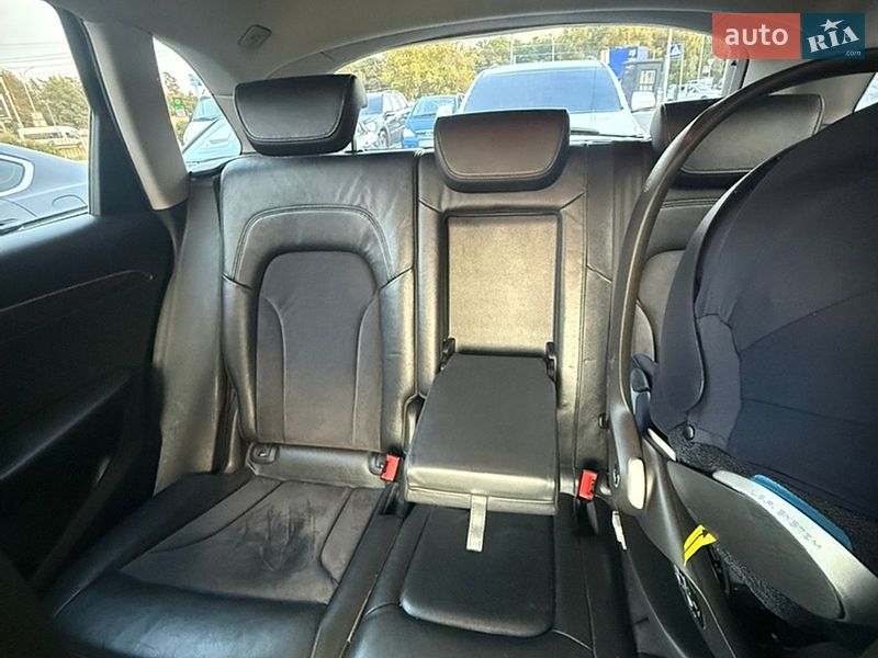 Позашляховик / Кросовер Audi Q5 2011 в Києві