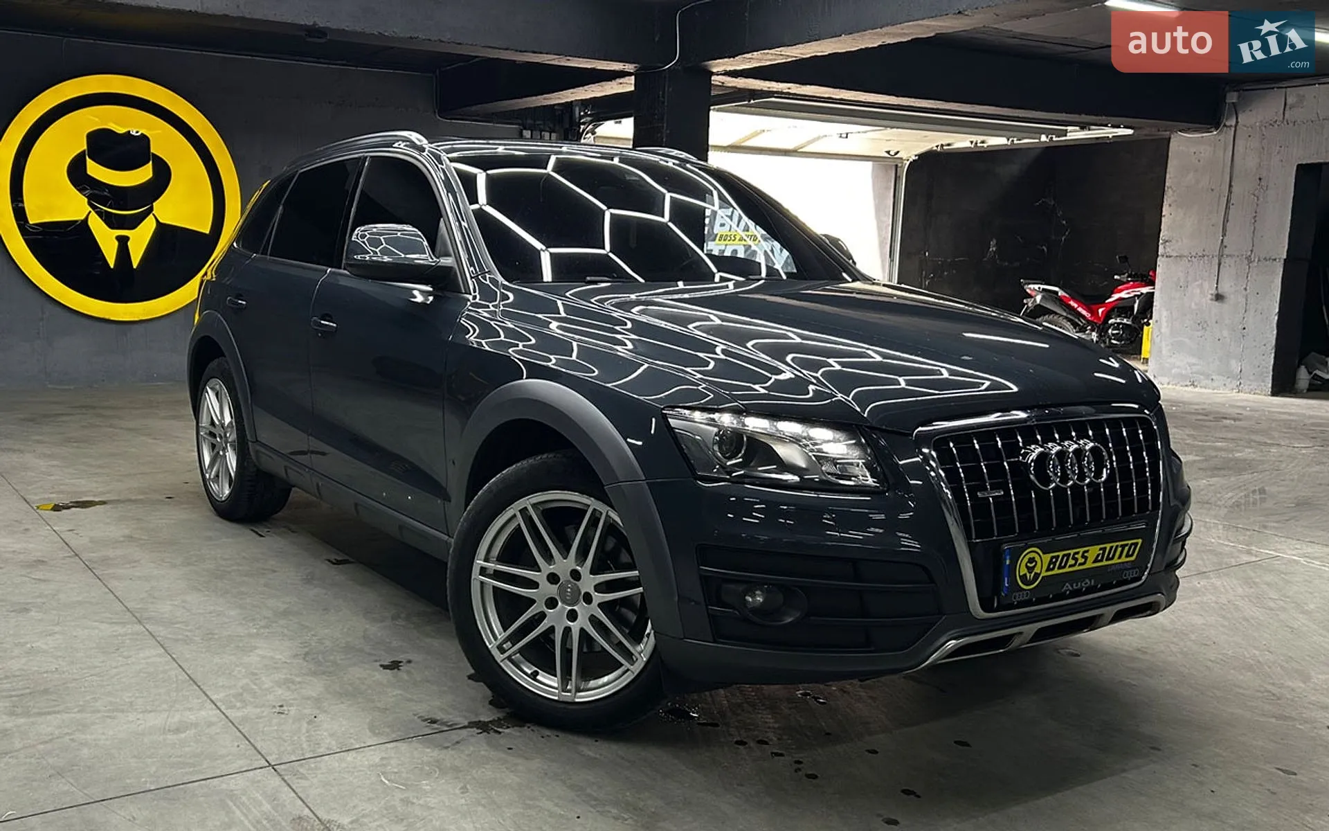 2010 Audi Q5 - мініатюра 2