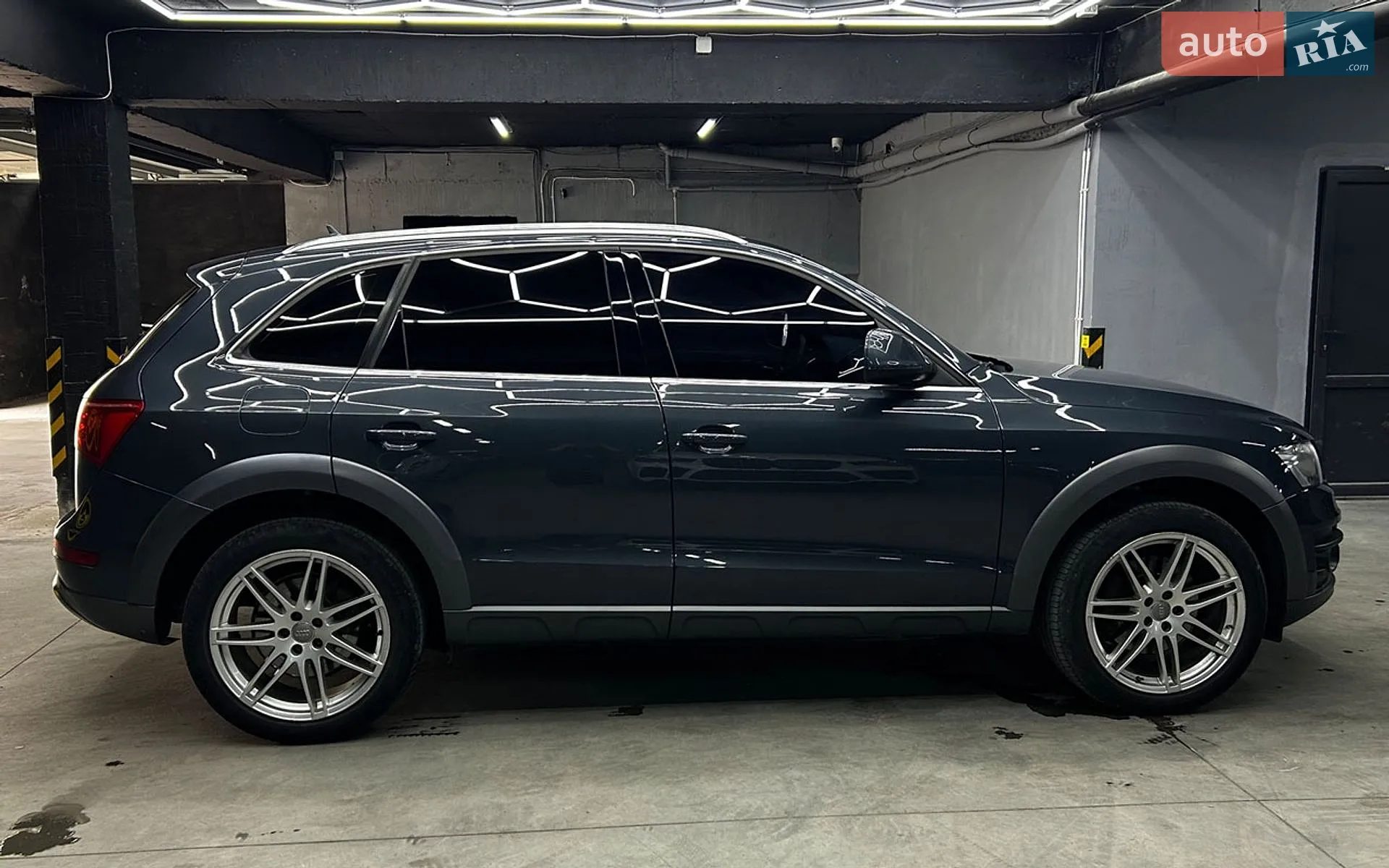 2010 Audi Q5 - мініатюра 10