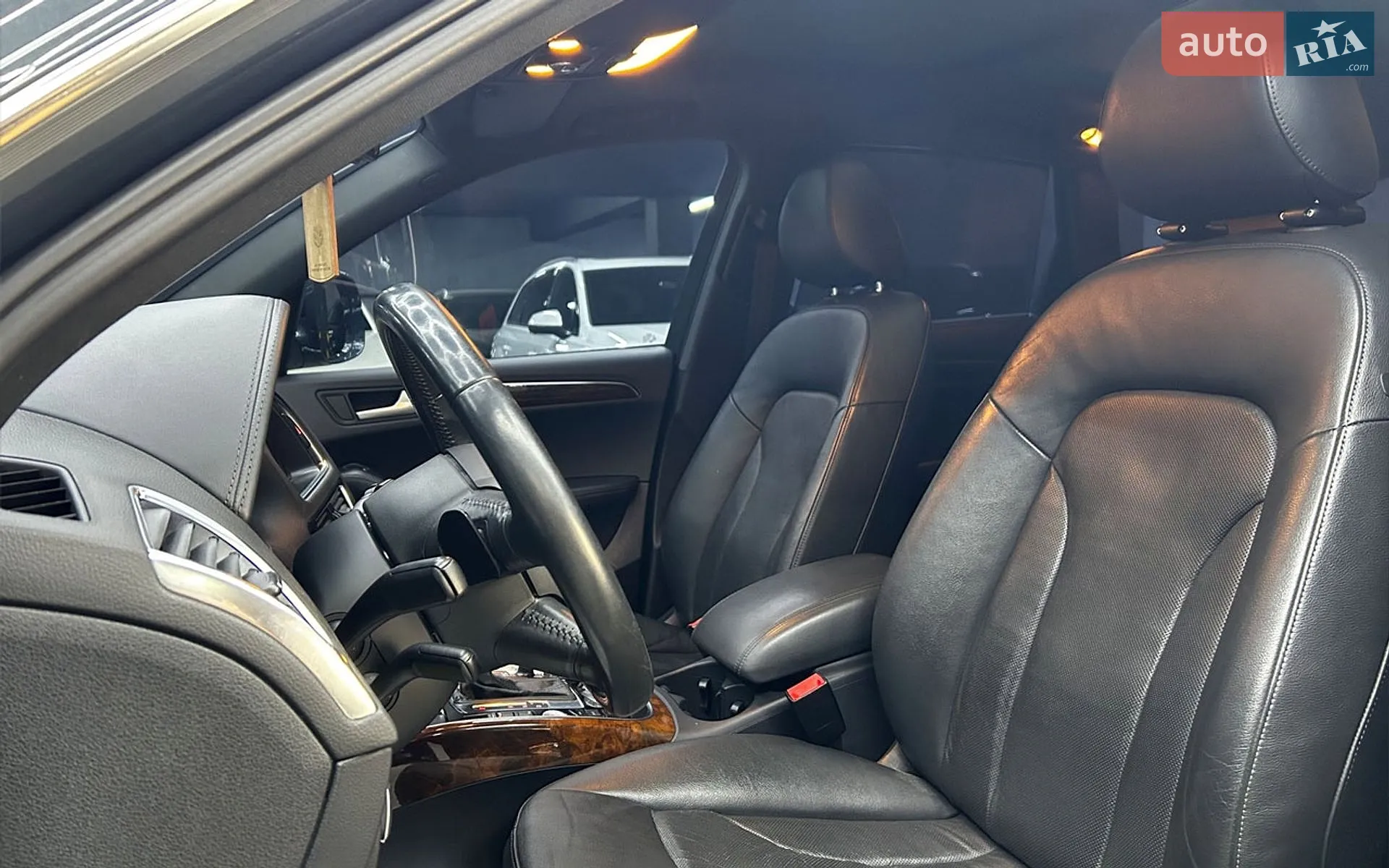 2010 Audi Q5 - мініатюра 11