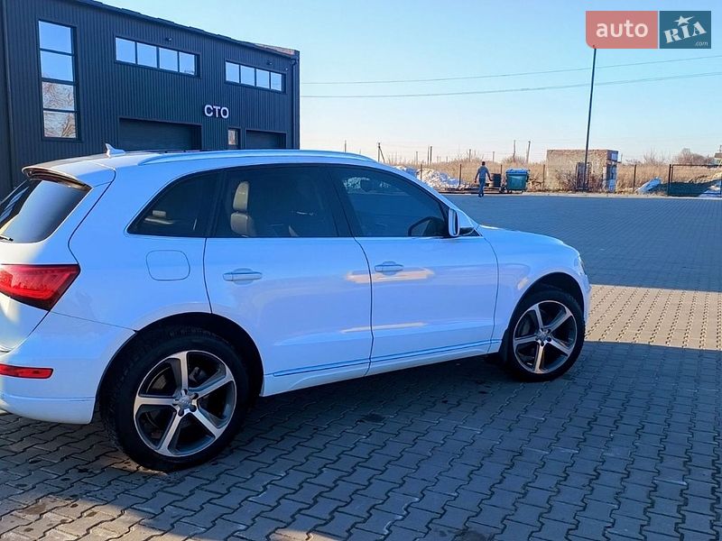 Позашляховик / Кросовер Audi Q5 2014 в Чернігові