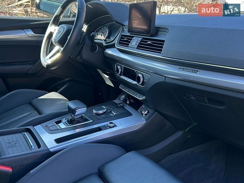 Позашляховик / Кросовер Audi Q5 2020 в Тернополі