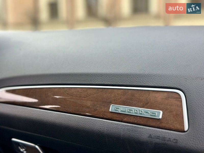 Позашляховик / Кросовер Audi Q5 2016 в Києві