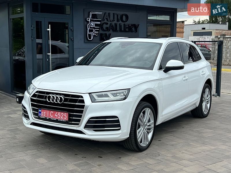 Внедорожник / Кроссовер Audi Q5 2018 в Ровно