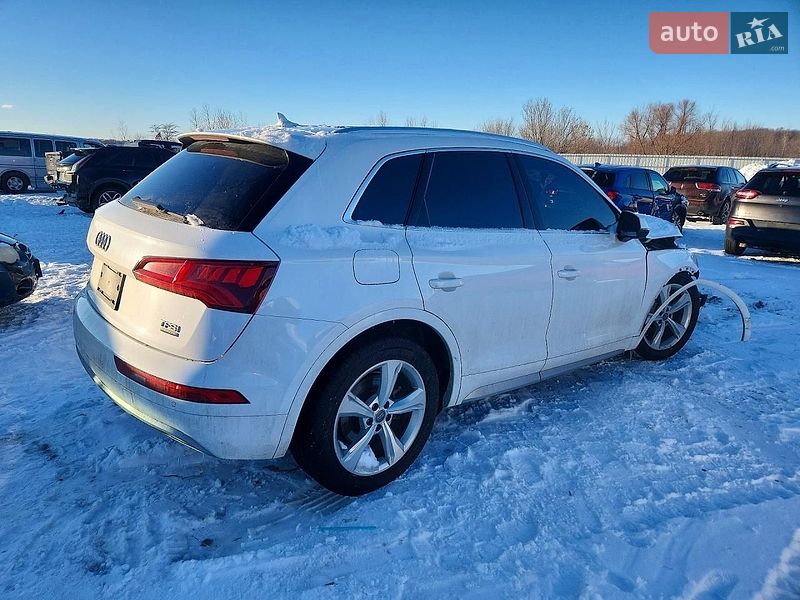 Внедорожник / Кроссовер Audi Q5 2017 в Львове
