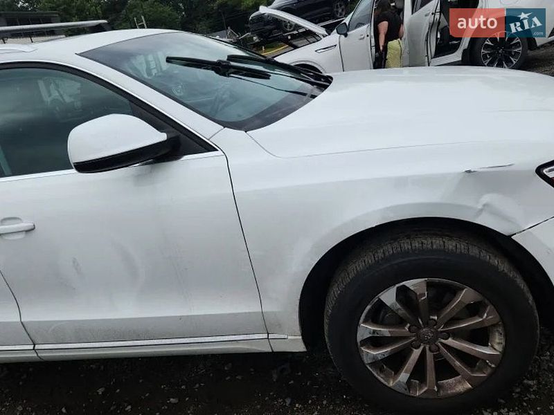Внедорожник / Кроссовер Audi Q5 2013 в Обухове