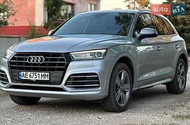 Позашляховик / Кросовер Audi Q5 2018 в Дніпрі