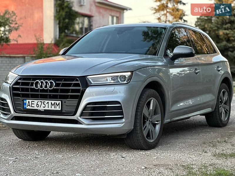 Позашляховик / Кросовер Audi Q5 2018 в Дніпрі