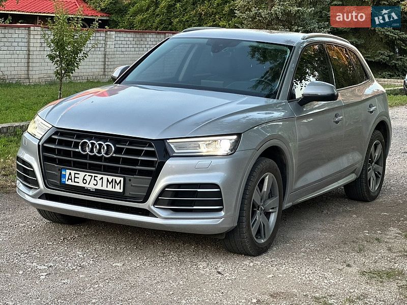 Позашляховик / Кросовер Audi Q5 2018 в Дніпрі
