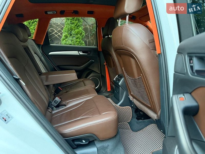Внедорожник / Кроссовер Audi Q5 2016 в Киеве