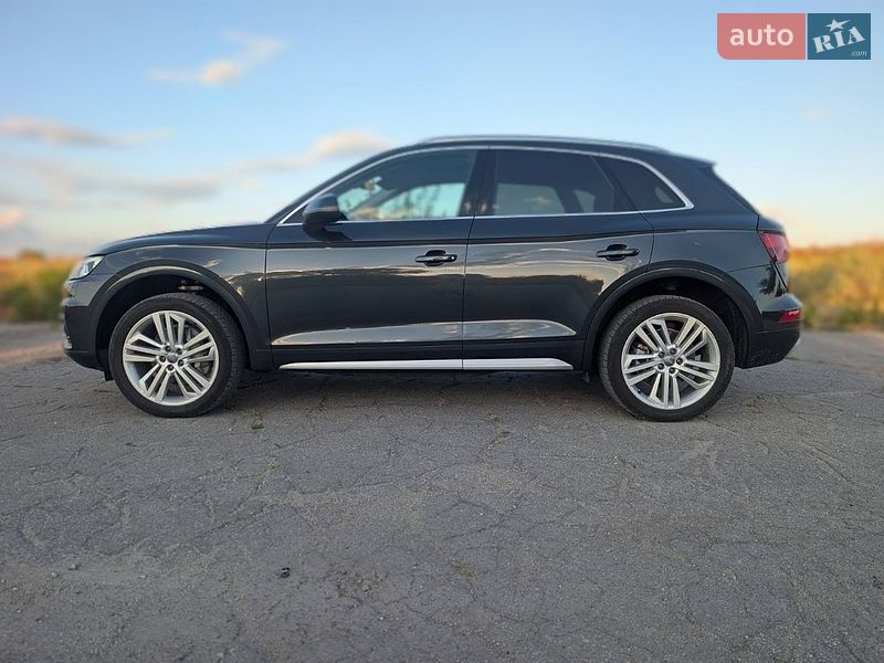 Позашляховик / Кросовер Audi Q5 2017 в Запоріжжі