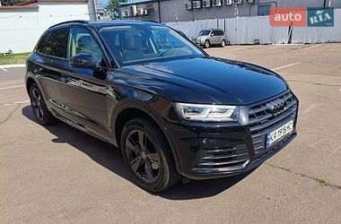 Внедорожник / Кроссовер Audi Q5 2017 в Киеве