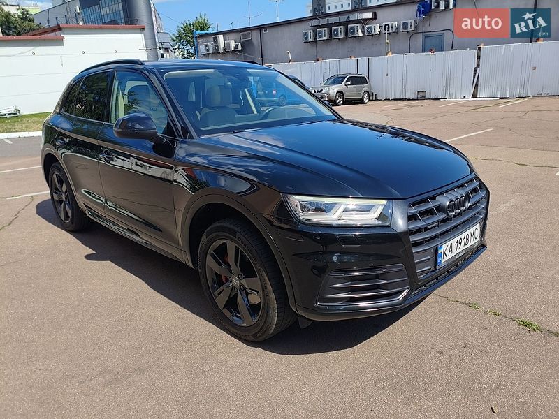 Внедорожник / Кроссовер Audi Q5 2017 в Киеве