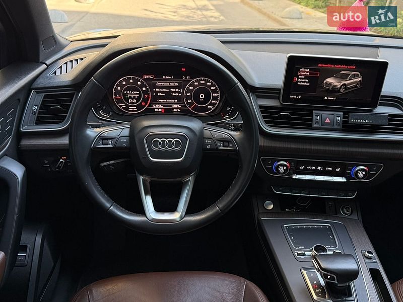 Внедорожник / Кроссовер Audi Q5 2017 в Львове