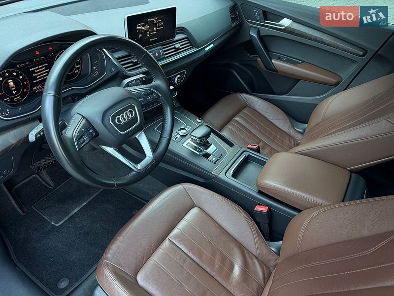 Позашляховик / Кросовер Audi Q5 2018 в Києві