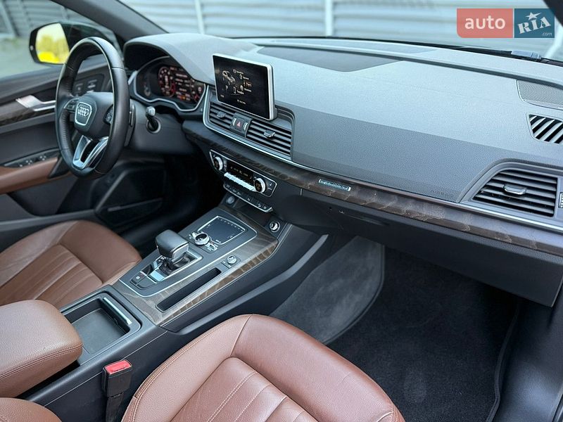Позашляховик / Кросовер Audi Q5 2018 в Києві