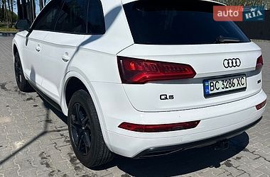 Позашляховик / Кросовер Audi Q5 2018 в Львові фото 5 Позашляховик / Кросовер Audi Q5 2018 в Львові