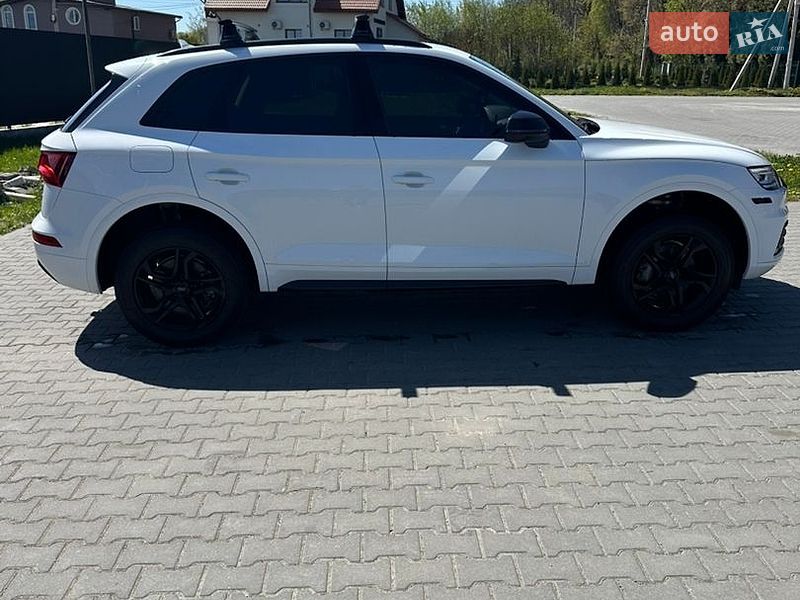 Позашляховик / Кросовер Audi Q5 2018 в Львові фото 3 Позашляховик / Кросовер Audi Q5 2018 в Львові