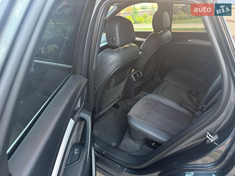 Позашляховик / Кросовер Audi Q5 2017 в Тернополі