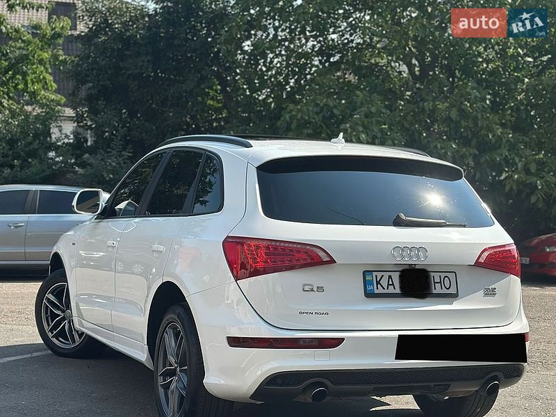 Позашляховик / Кросовер Audi Q5 2012 в Софіївській Борщагівці