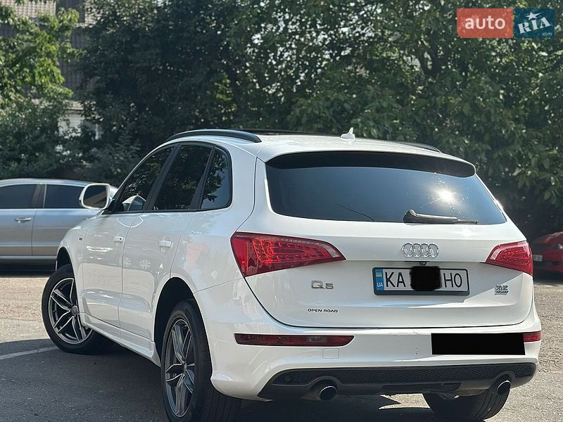 Позашляховик / Кросовер Audi Q5 2012 в Софіївській Борщагівці