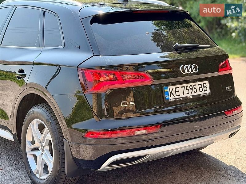 Позашляховик / Кросовер Audi Q5 2018 в Полтаві