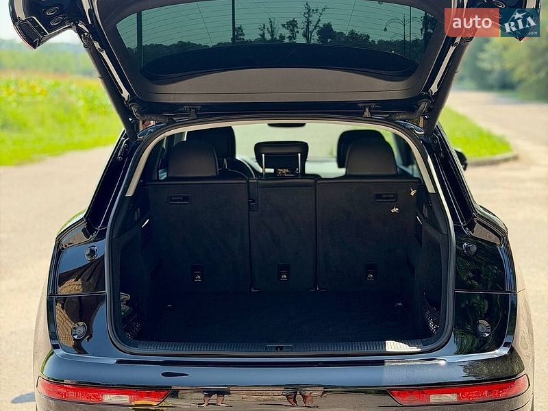 Позашляховик / Кросовер Audi Q5 2018 в Полтаві