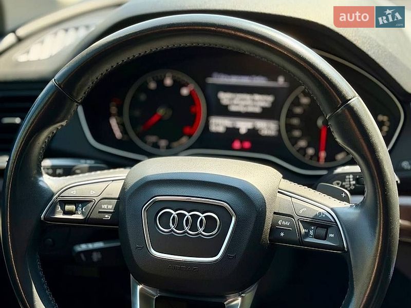 Позашляховик / Кросовер Audi Q5 2018 в Полтаві