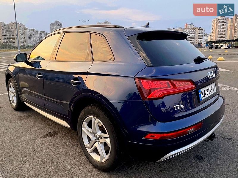 Позашляховик / Кросовер Audi Q5 2017 в Києві