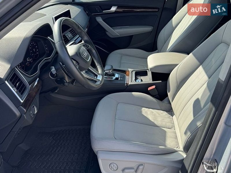 Внедорожник / Кроссовер Audi Q5 2018 в Тернополе