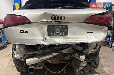 Внедорожник / Кроссовер Audi Q5 2015 в Киеве