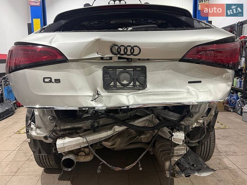 Внедорожник / Кроссовер Audi Q5 2015 в Киеве