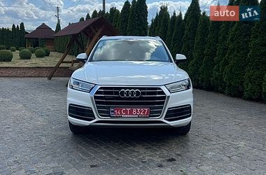 Внедорожник / Кроссовер Audi Q5 2018 в Черновцах