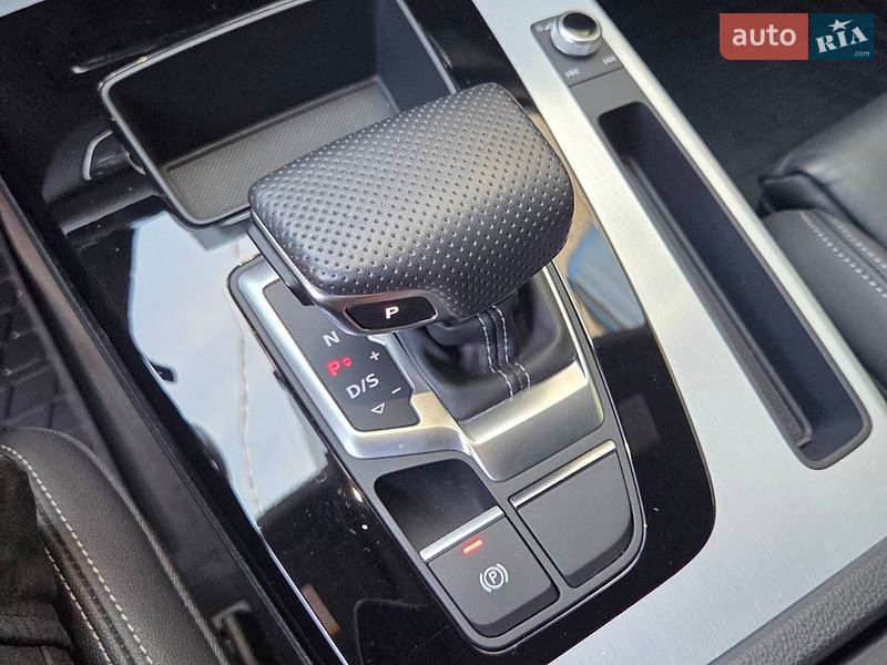 Позашляховик / Кросовер Audi Q5 2022 в Білій Церкві