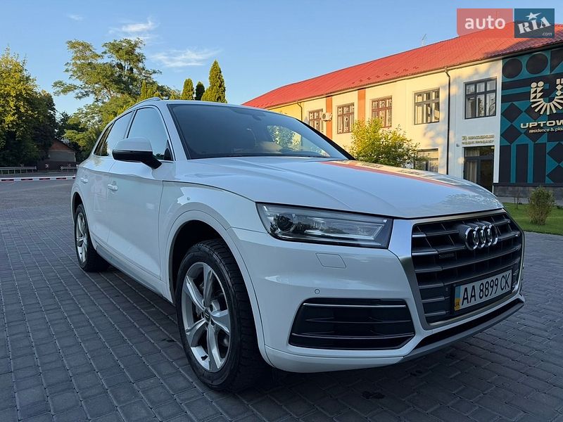 Позашляховик / Кросовер Audi Q5 2017 в Чернівцях фото 8 Позашляховик / Кросовер Audi Q5 2017 в Чернівцях