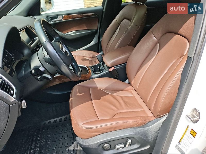 Внедорожник / Кроссовер Audi Q5 2015 в Киеве