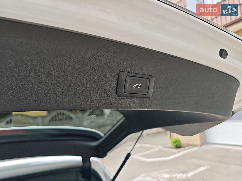 Внедорожник / Кроссовер Audi Q5 2015 в Киеве