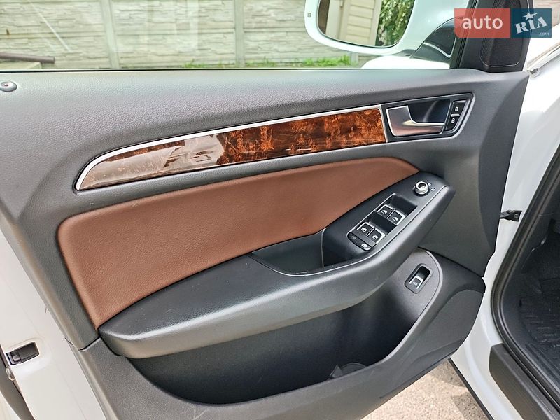 Внедорожник / Кроссовер Audi Q5 2015 в Киеве