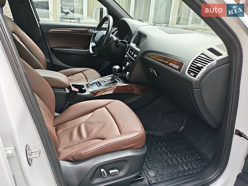 Внедорожник / Кроссовер Audi Q5 2015 в Киеве